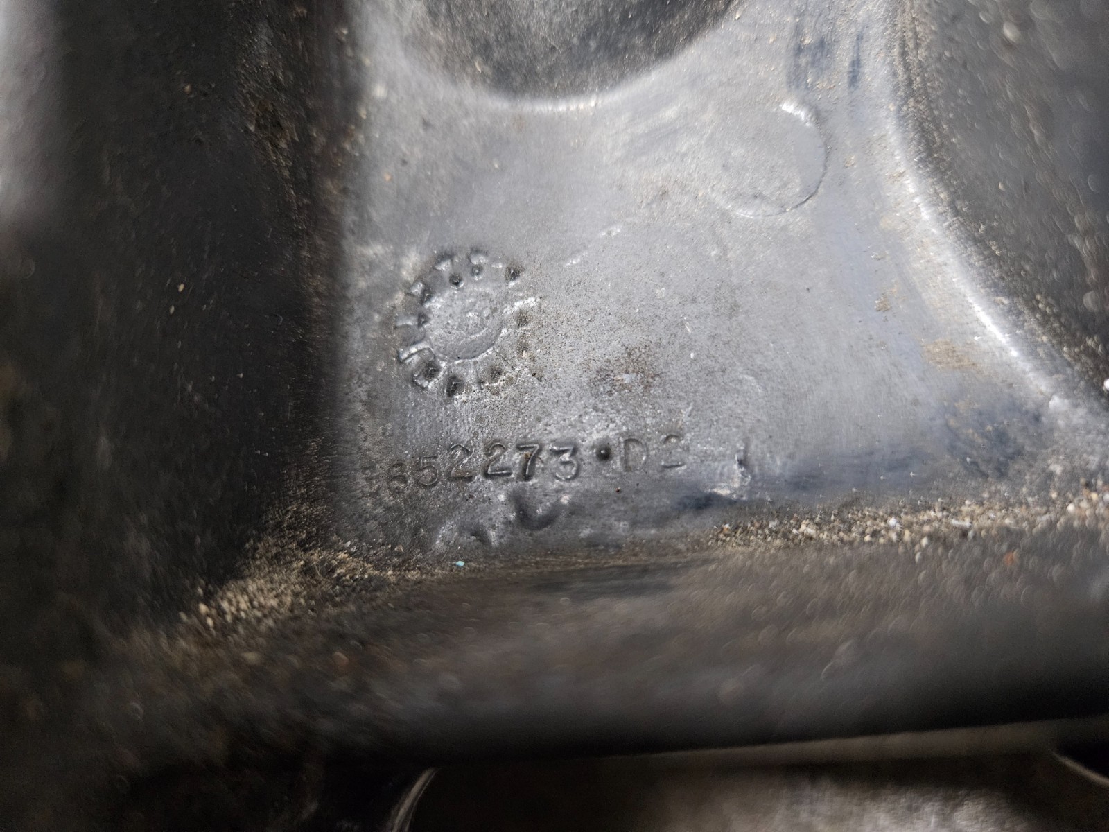 OMC Cobra Volvo SX 5.0 Out Drive Inner Transom Plate Mount 3868030 3652273