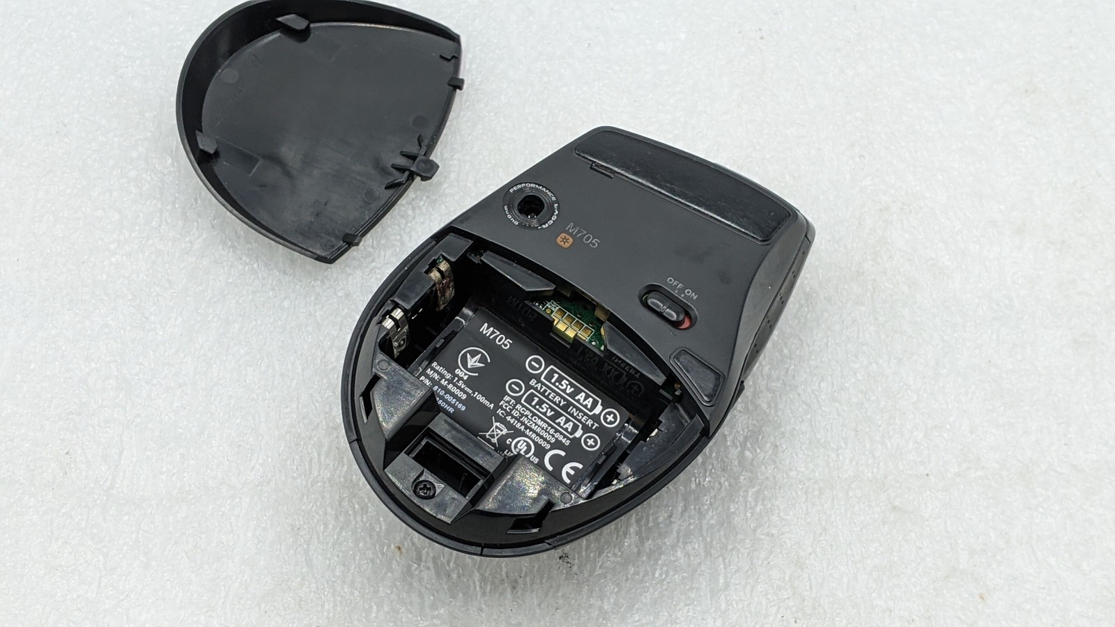 Logitech MK710 Wireless Keyboard Bundle With M705 Mouse & Unifying Receiver