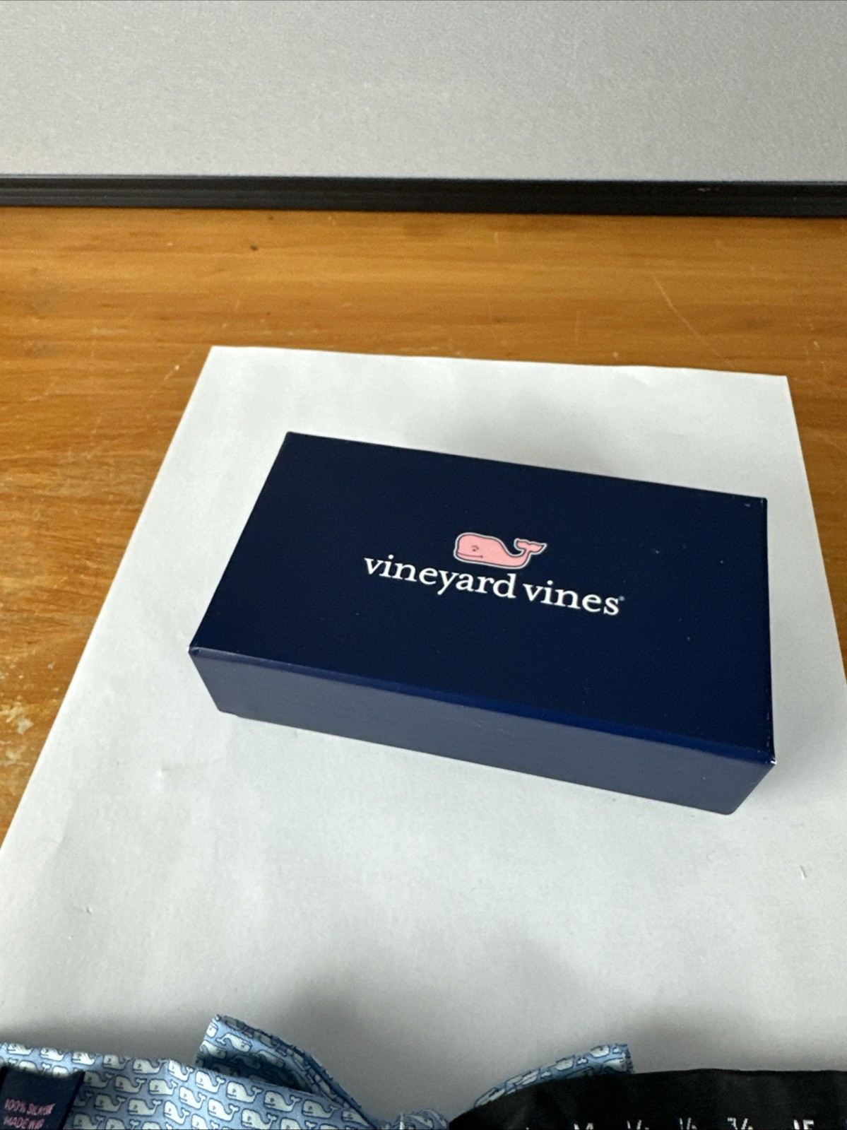 Vineyard Vines Boys Bow Tie Whale Logo Design Clip 100% Silk In Original Box