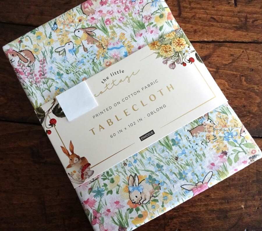 ENVOGUE The Little Cottage BUNNY FLORAL Pastel Spring EASTER Cotton TABLECLOTH