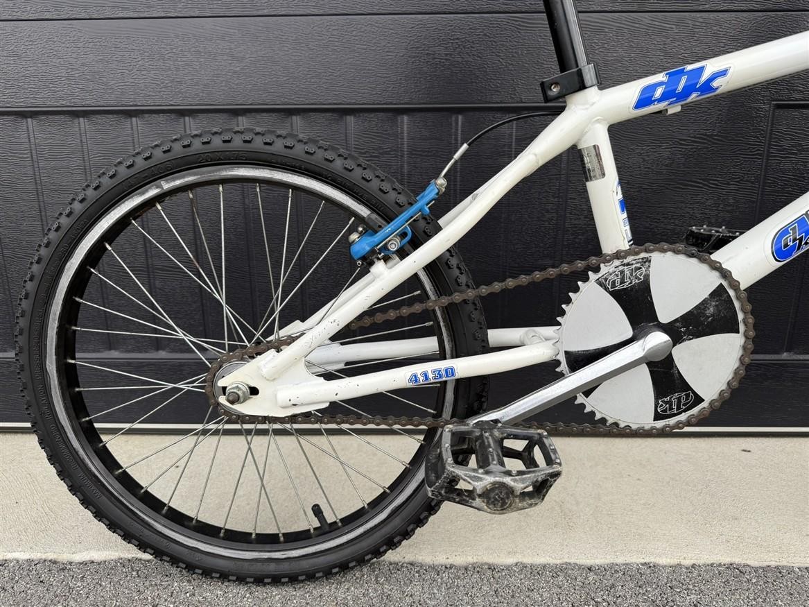 2000 DK Banshee Mid School BMX All Original White Blue Old Complete Bike Bicycle