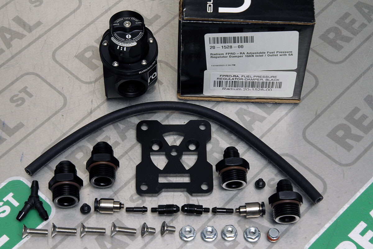 Radium FPRD-RA Fuel Pressure Regulator Damper 10AN In /Out with 6AN 8AN Fittings