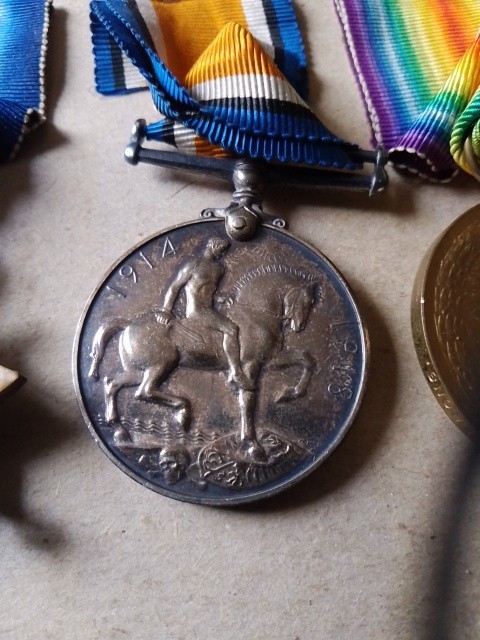 1914-15 WW1 Medal Trio PTE S17611 J Hunter Cameron Highlanders British Army
