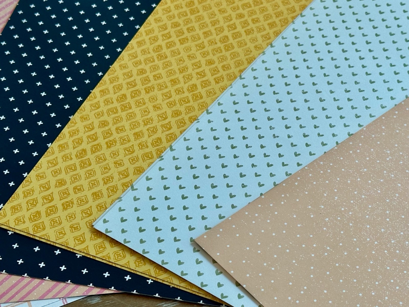 Stampin' Up DSP 12x12 Daffodil Afternoon Let's Go Fishing Sunny Days Med. Blooms