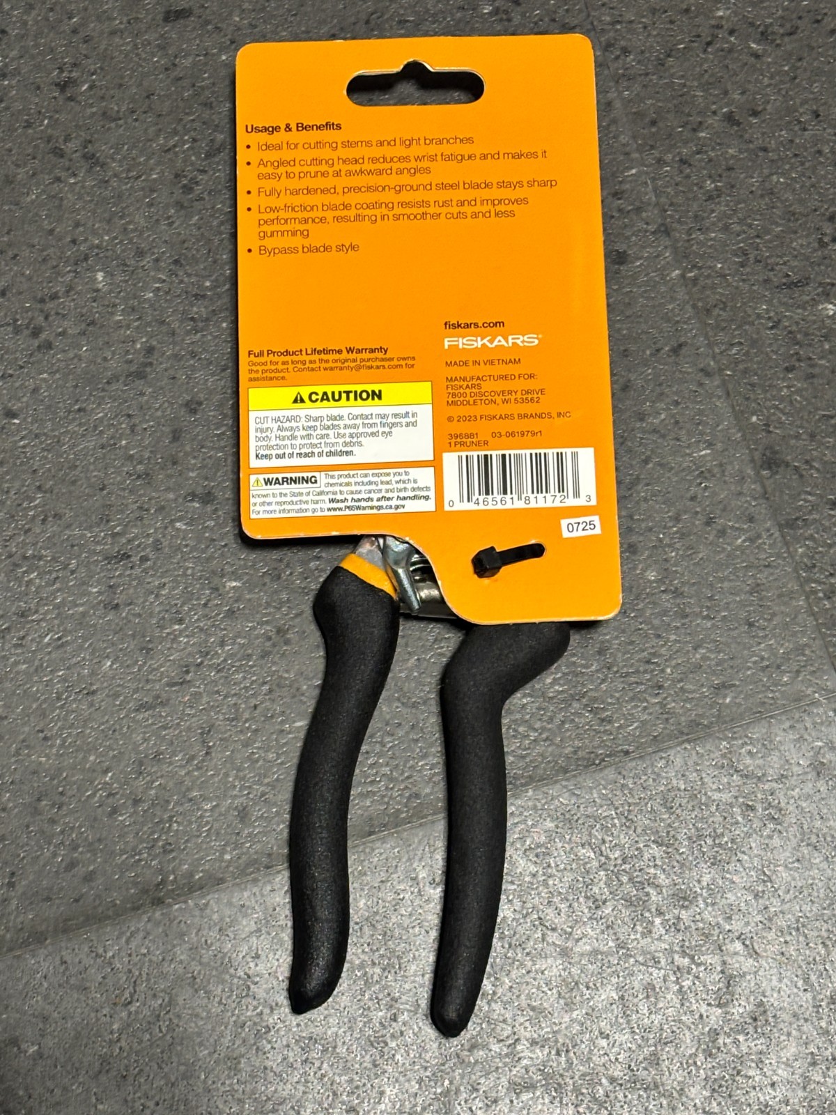 Fiskars All Steel Bypass Hand Pruner with Standard handle