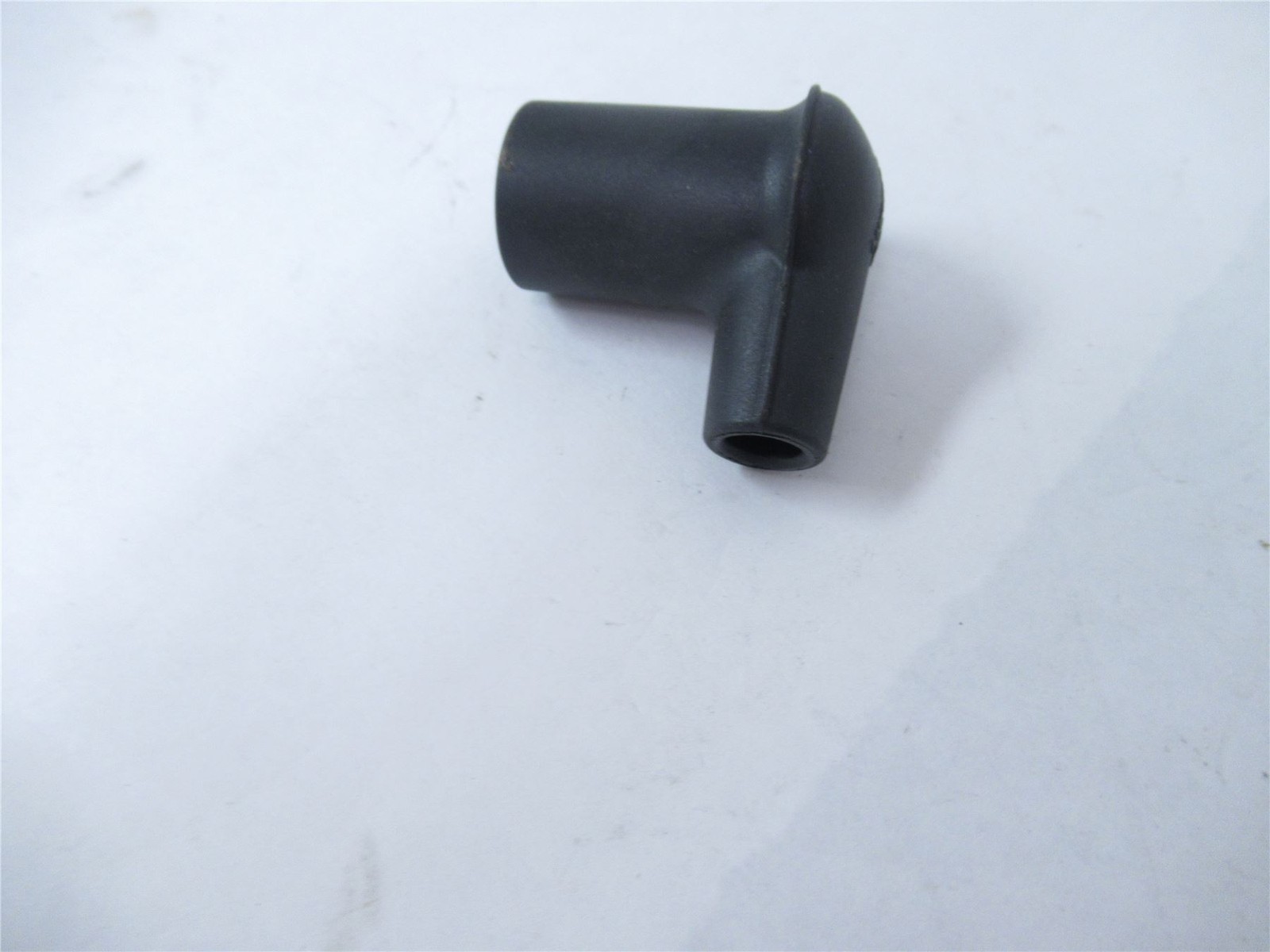 247492 New-No Box; Beru 750734000 Plug for LB97