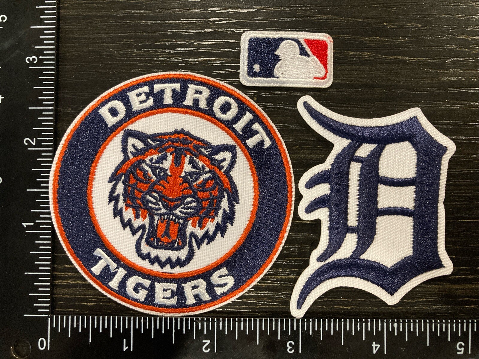DETROIT TIGERS LOT SET OF 3 IRON ON PATCHES