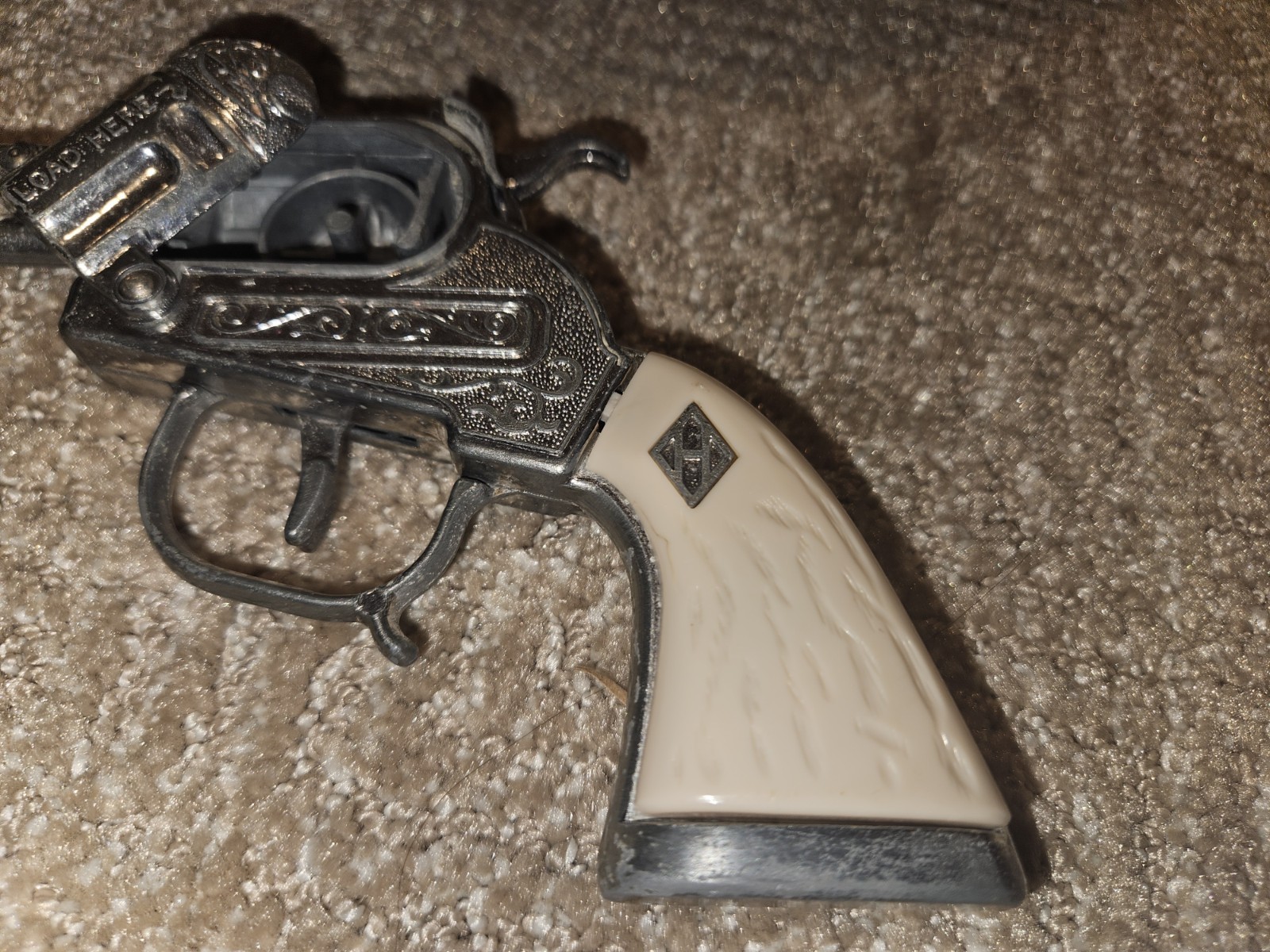 VINTAGE HALCO DIE CAST CAP GUN