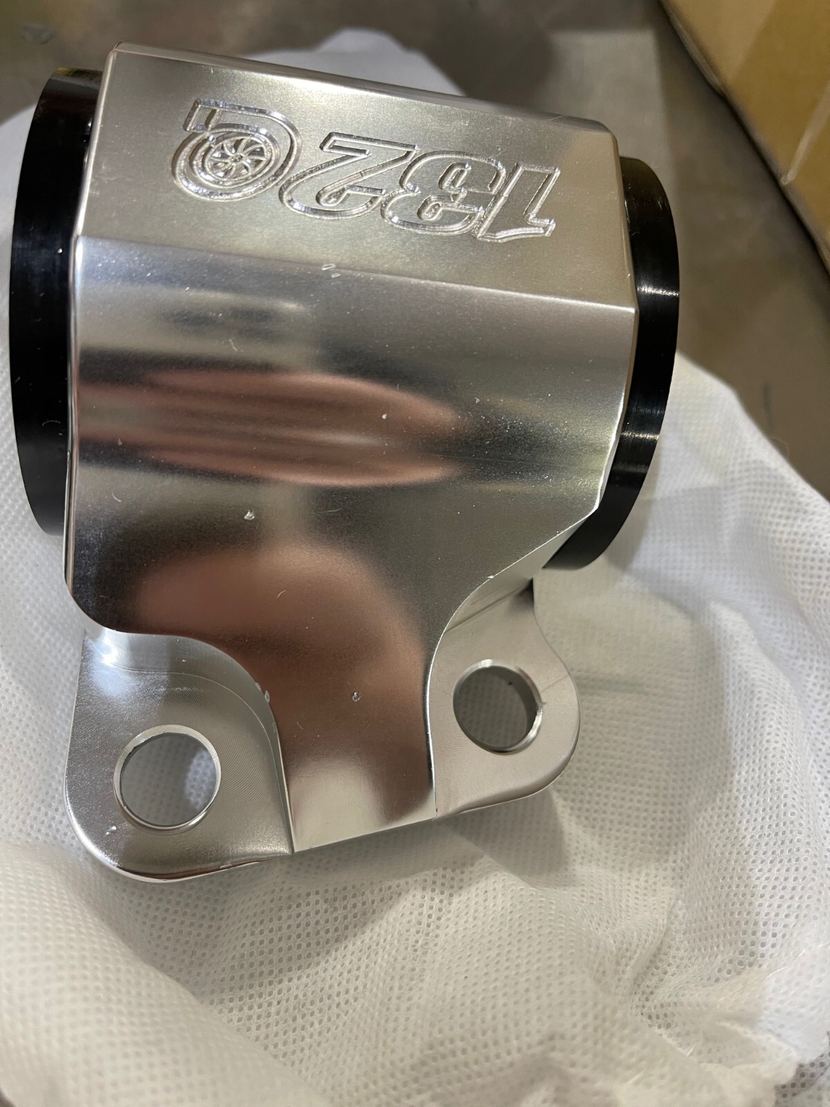 1320 97-01 CRV motor mount auto or manual transmission 68A 350hp RD1 BLEMISH VER