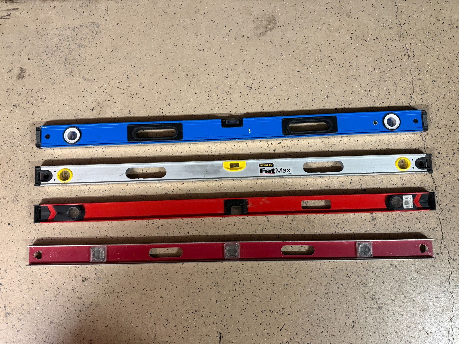 (4) Carpentry Levels Bostich Johnson Empire Stanley 12" 16" 24" Good Condition