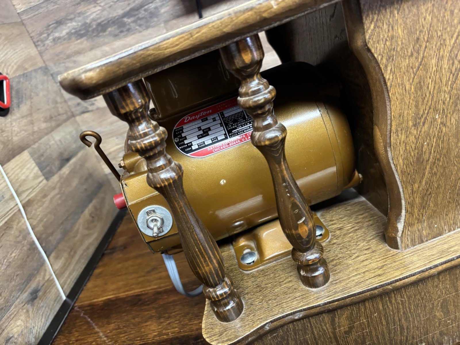 Golden Grain Grinder Wheat Grinder Dayton 3/4 HP Motor W/Wood Cabinet Vintage