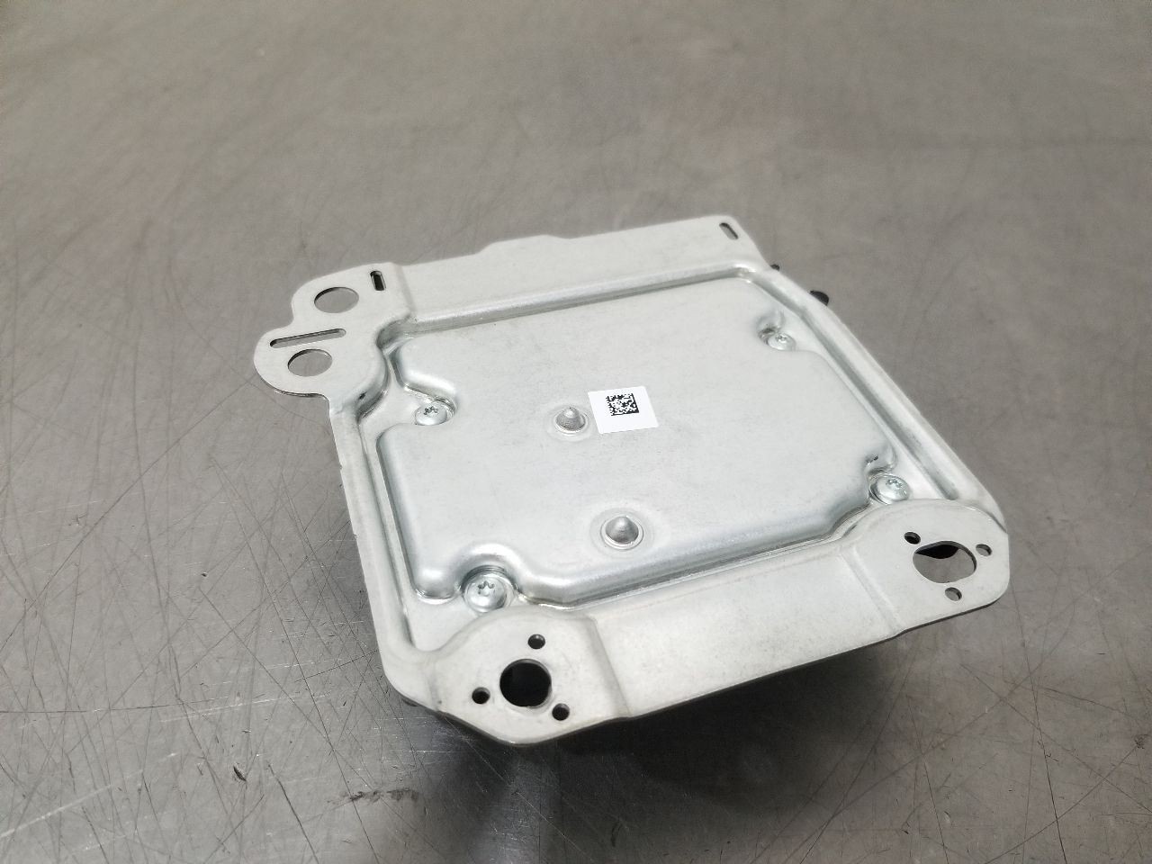 18 2018 MERCEDES GLS450 166 TYPE SRS RESTRAINT CONTROL MODULE 1669000320