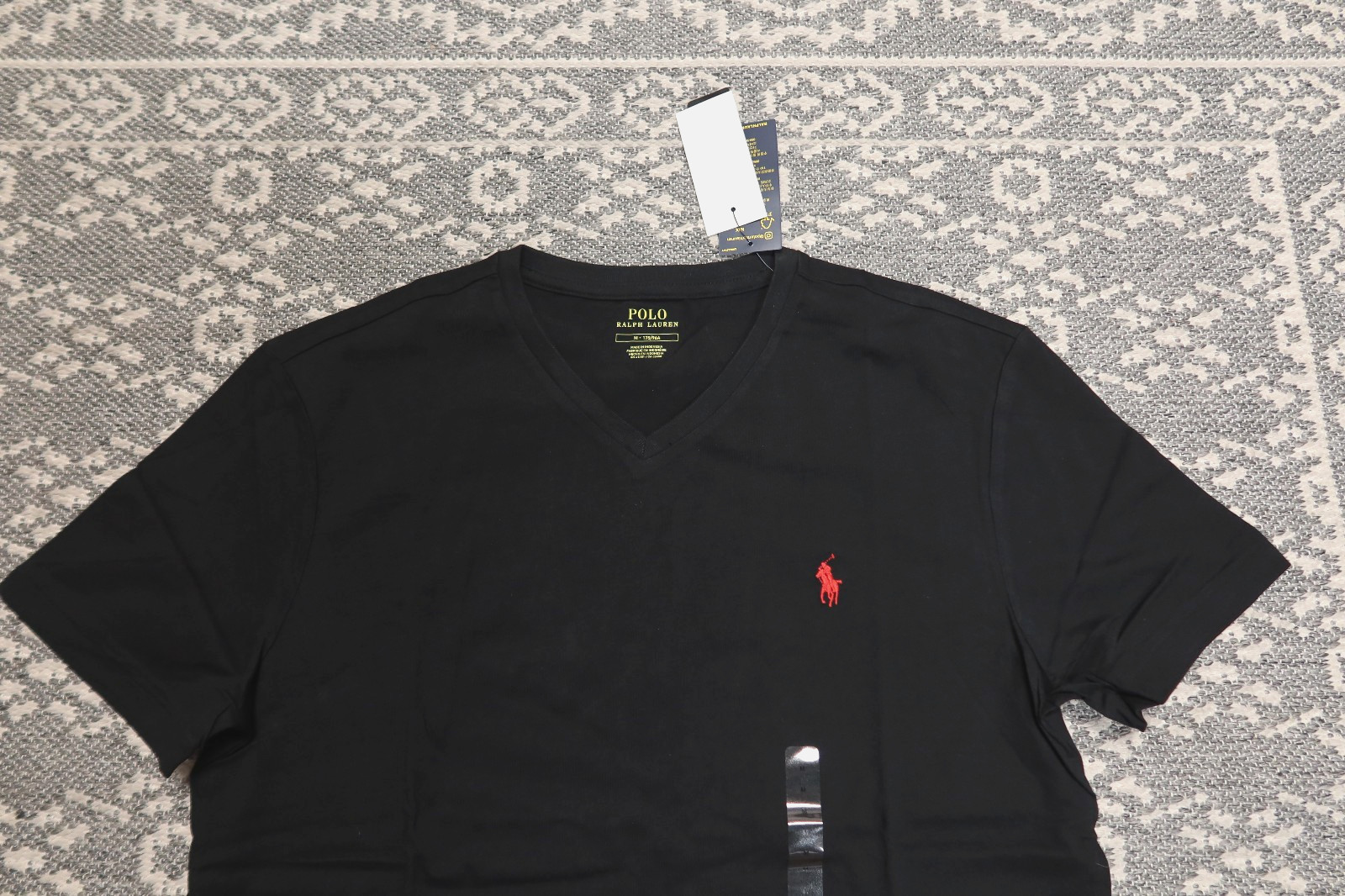 New Polo Ralph Lauren Men's V-Neck T-Shirt Tee - MEDIUM - Black with Red Logo