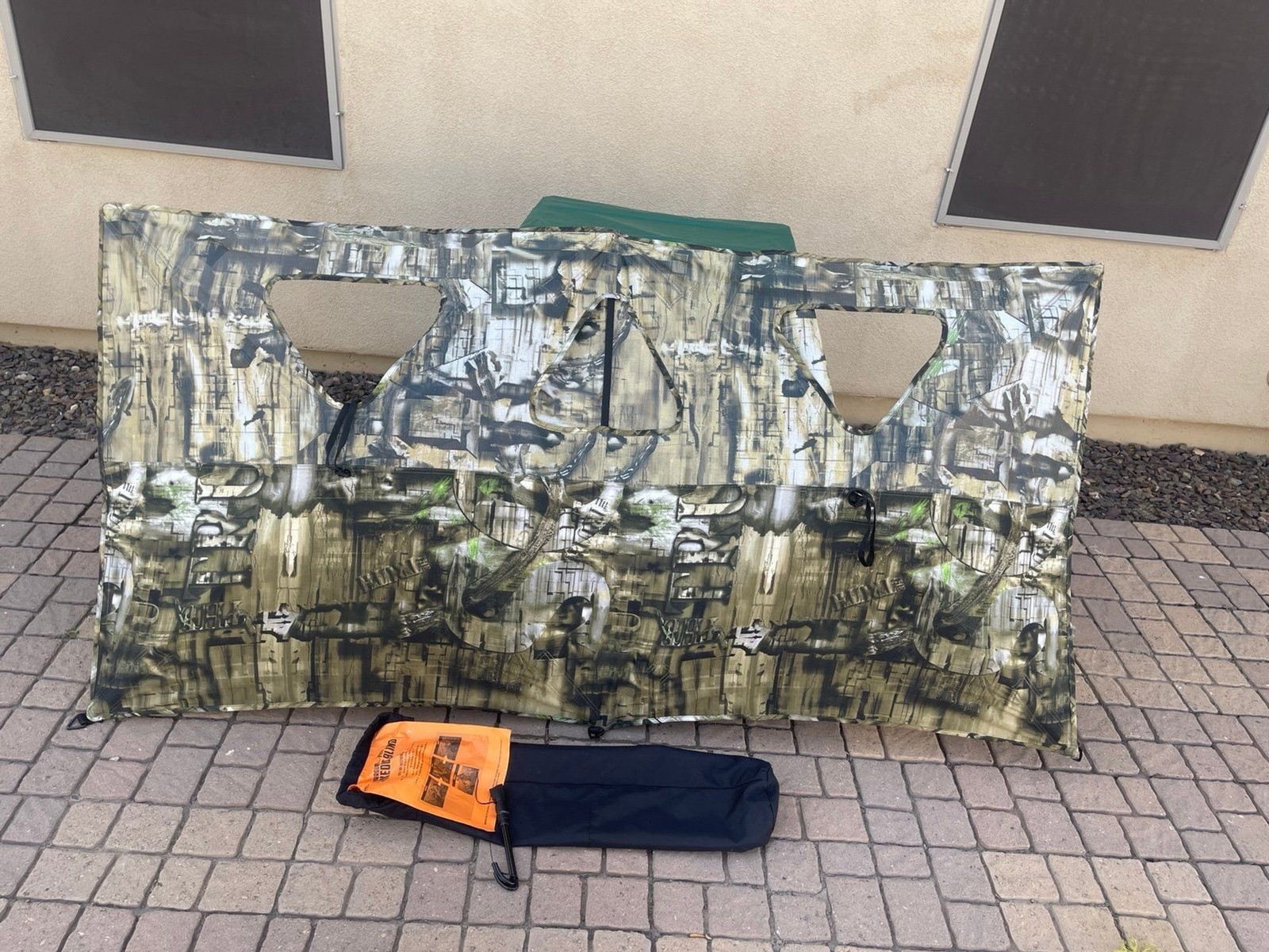 Double Bull SurroundView Stakeout Hunting Blind