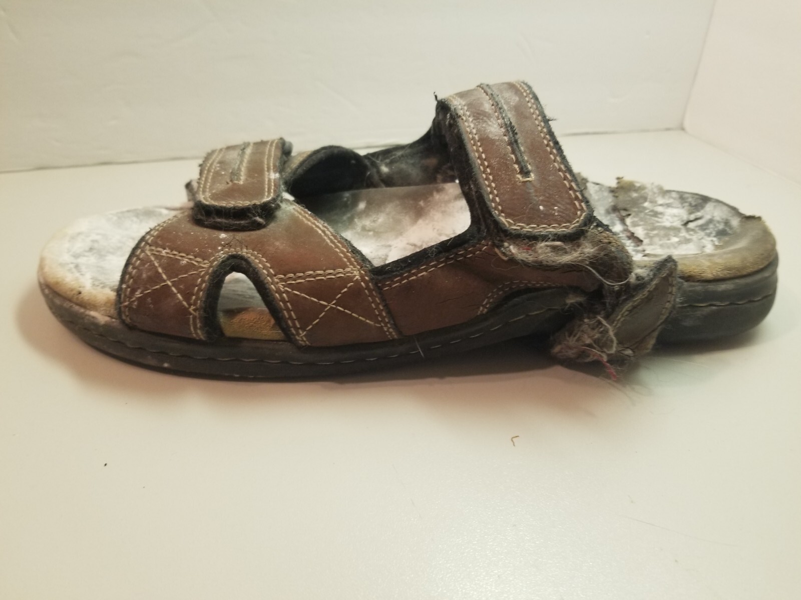 Men's REALLY Used Dockers Sandals 10w or 10 half READ Jesus Men Shoes Shoe