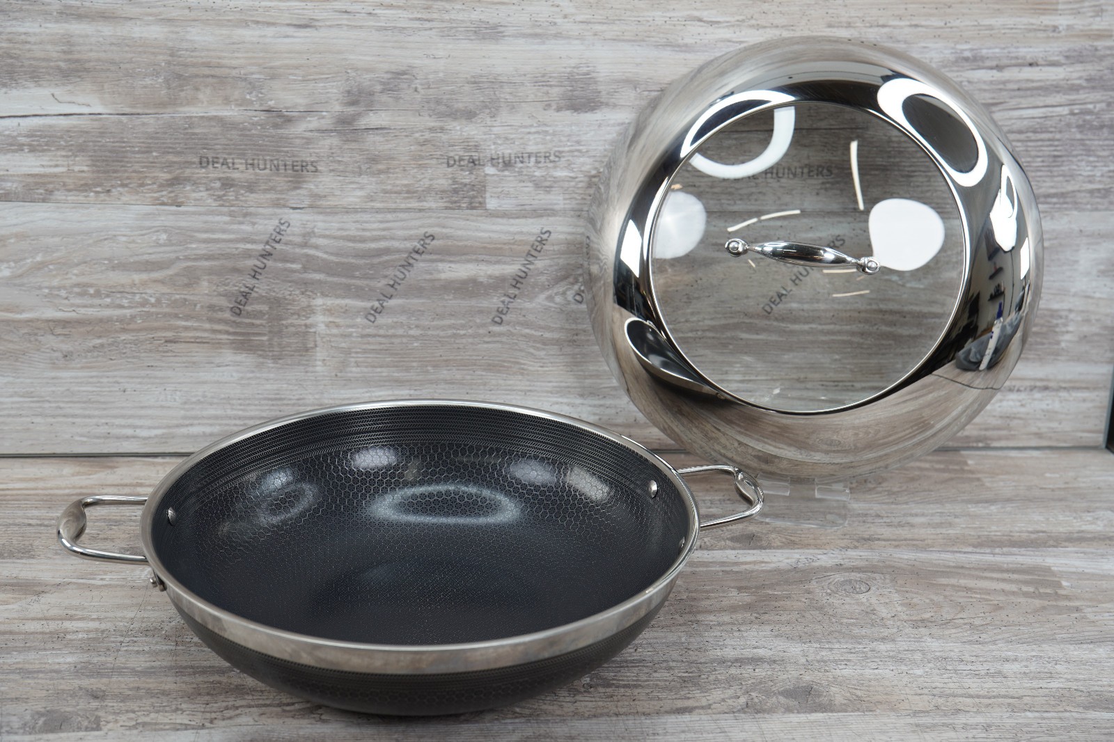 HexClad  Hybrid Nonstick 14" Frying Pan, Stainless Steel Lid - Used #8730