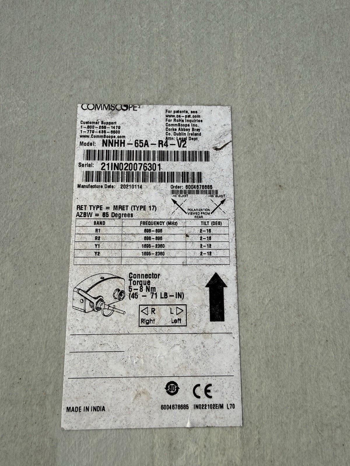 CommScope NNH-65A-R4-V2 Multiband Sector Antenna 4-Port 65° RET 698-2690 MHz