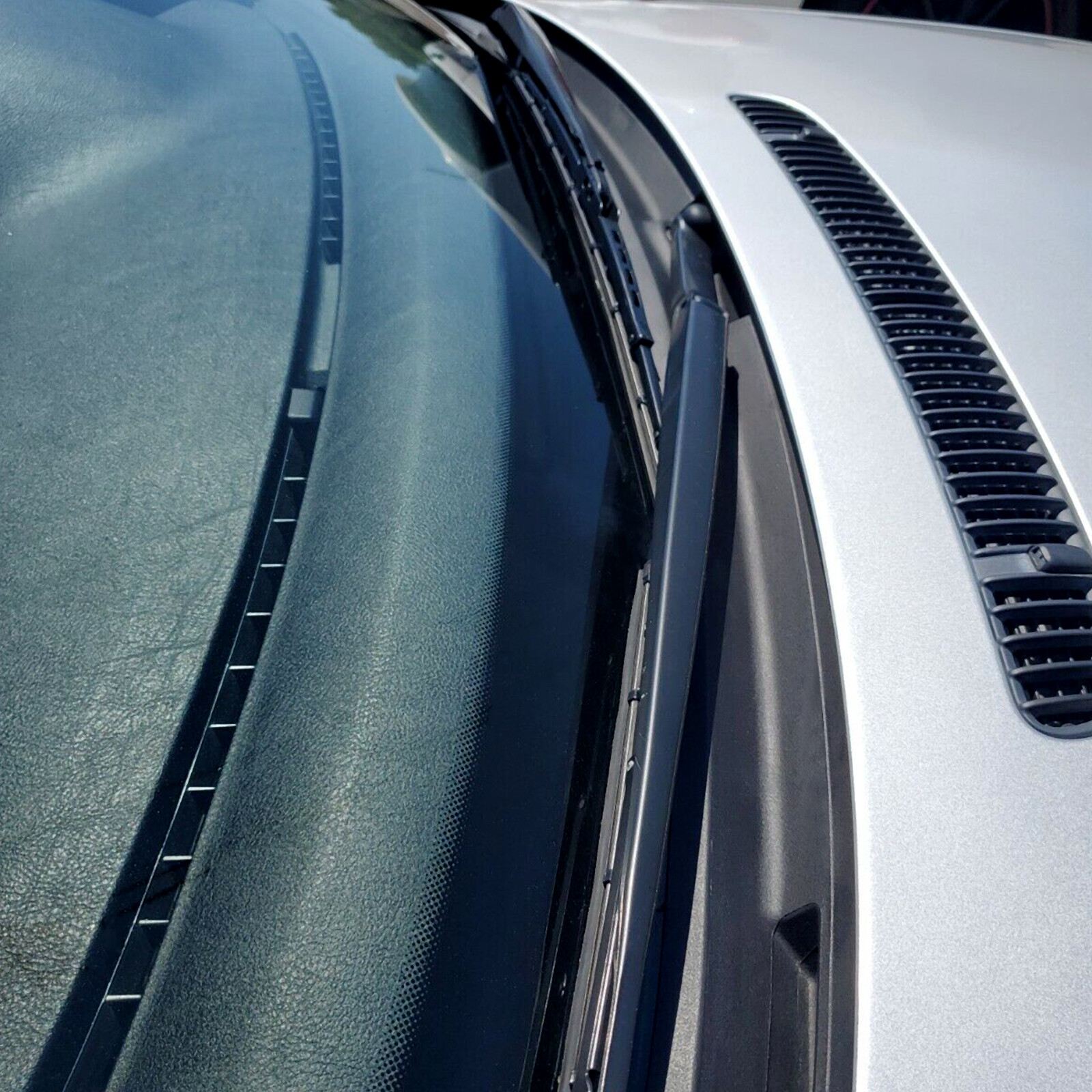 Fits 97-06 BMW M3 E46 323i 328i Lower Motor Cowl Cover-Windshield Wiper Grille