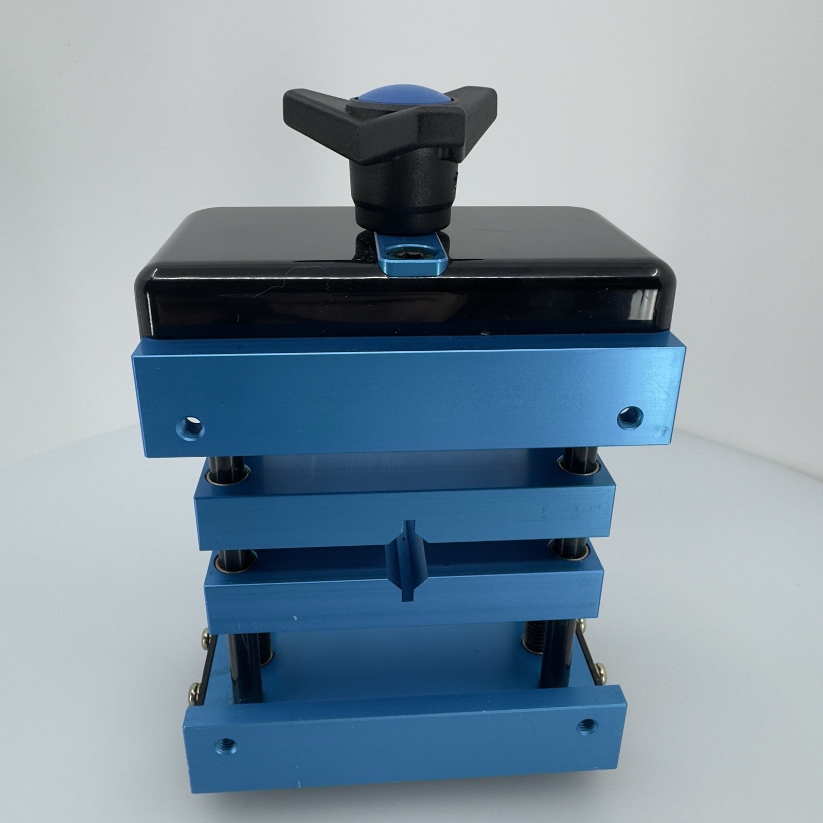 ROCKLER Self centering drill vise centering tool for pen drilling No Hex Key