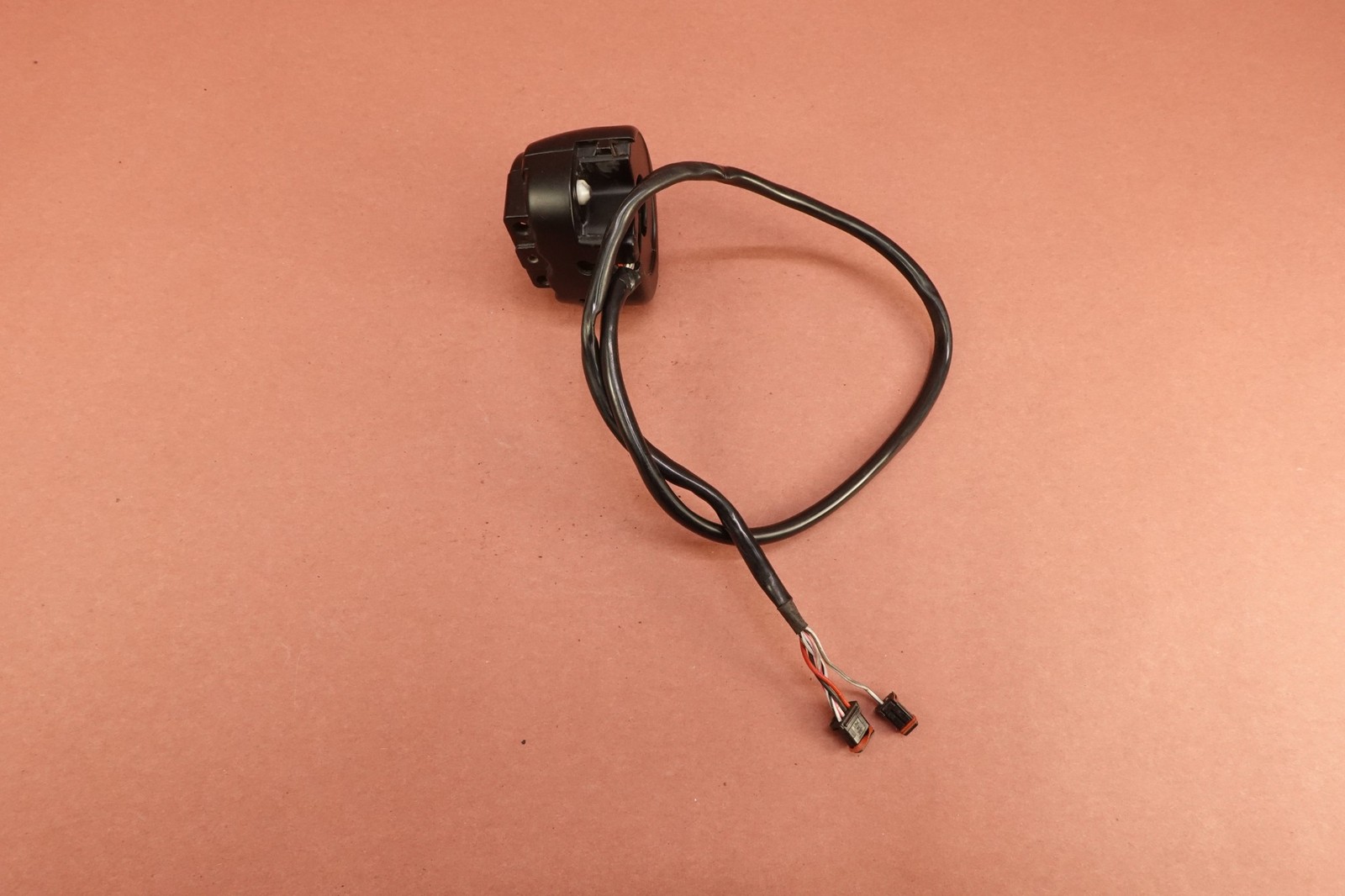 2018-2024 Harley Davidson Street Bob FXBBS Right Control Start Stop Switch