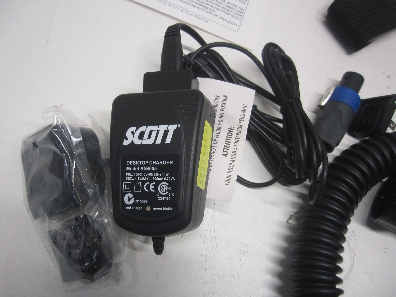 Scott Health and Safety (064083) Proflow 2 Powered Air Respirator and Charger