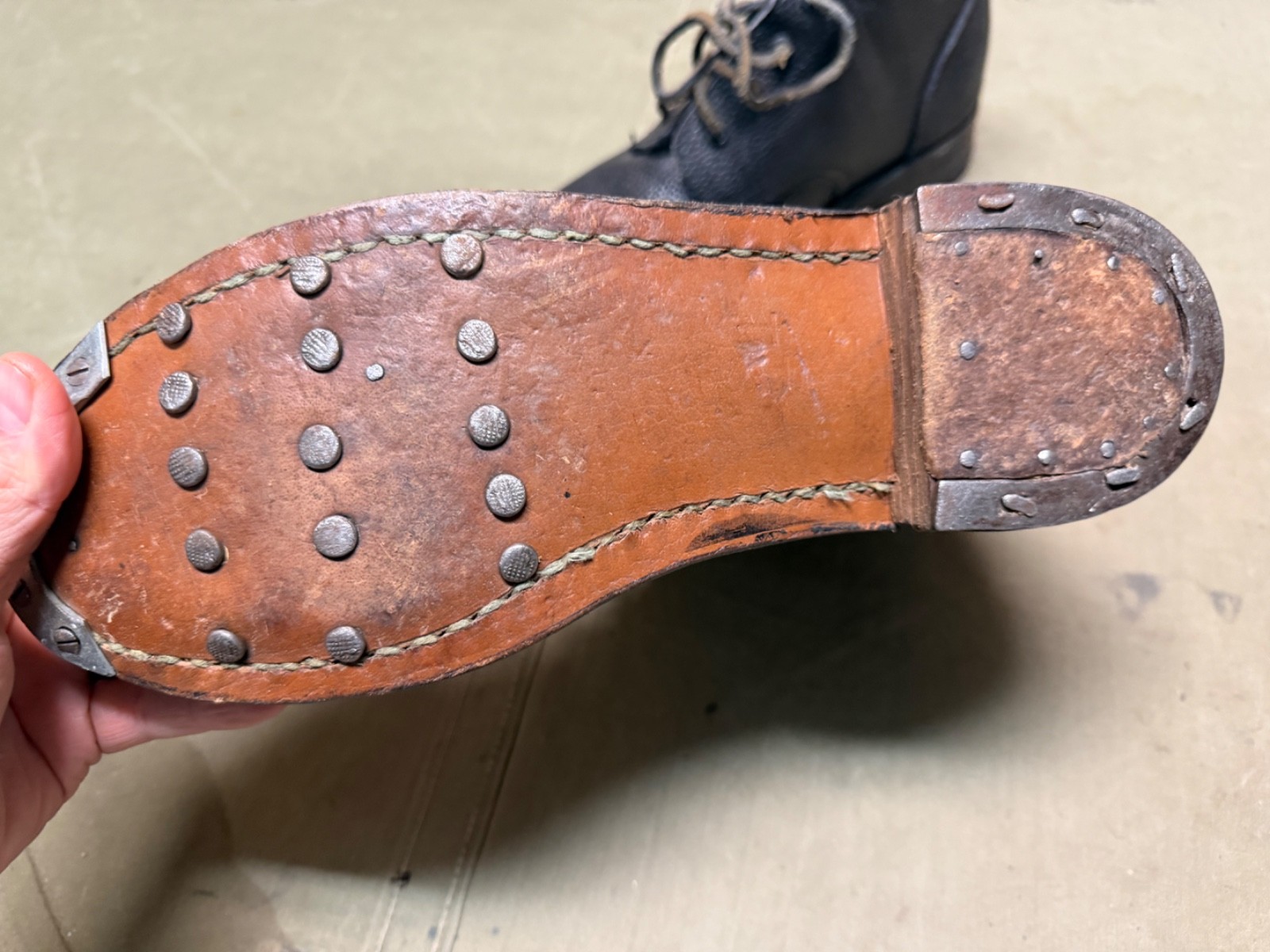 WWII BRITISH CANADIAN COMMON WEALTH COMBAT FIELD LOW BOOTS- SIZE 11