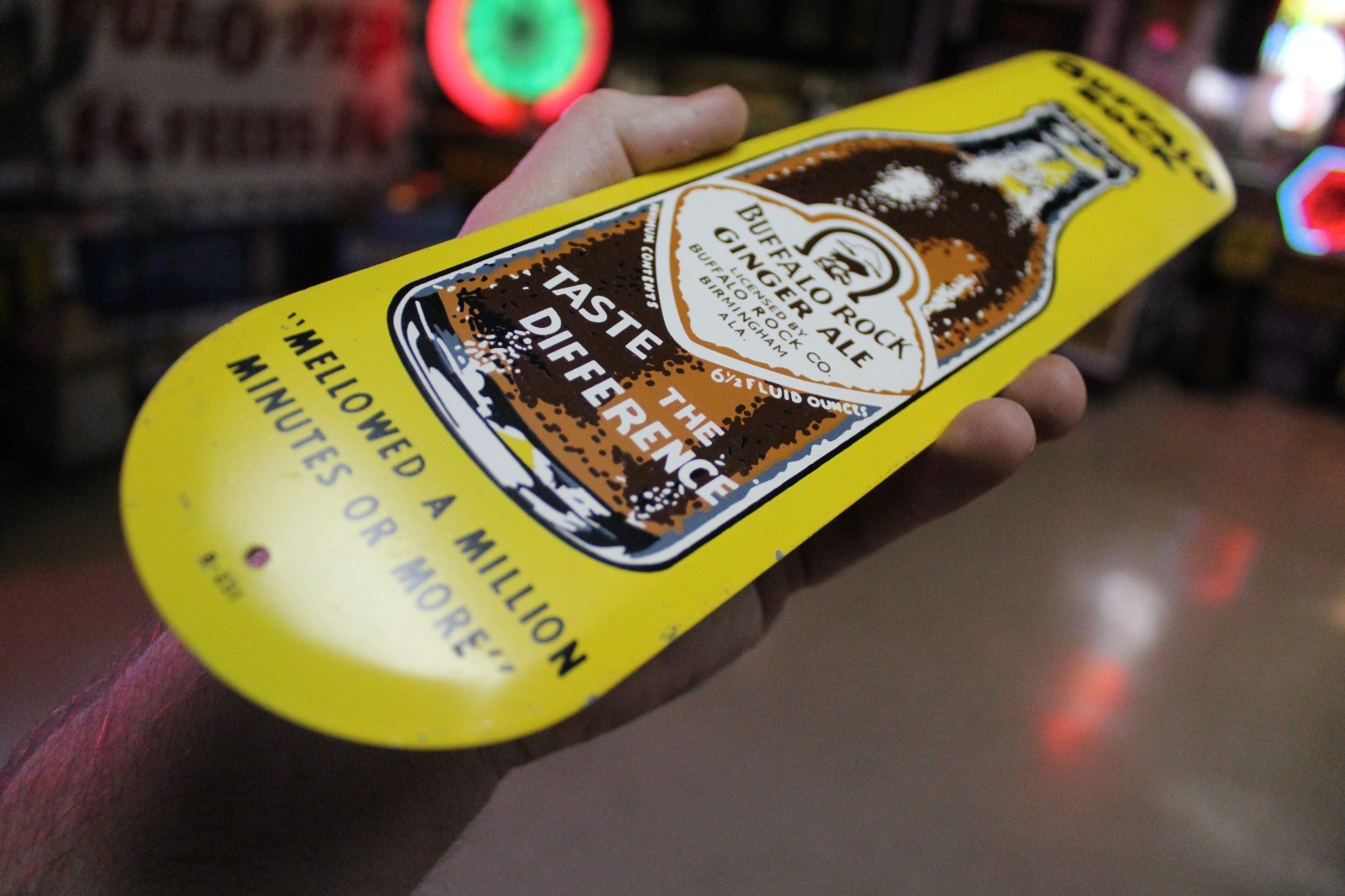 RARE 1950s BUFFALO ROCK GINGER ALE SODA STAMPED PAINTED METAL PUSH DOOR SIGN