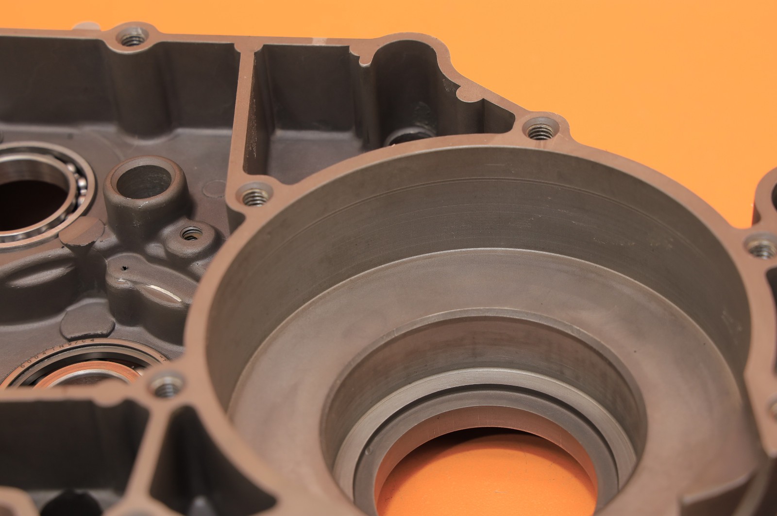 2003 98-05 KTM 200 EXC SX OEM Engine Crankcase Set Carter Block Half Bottom End