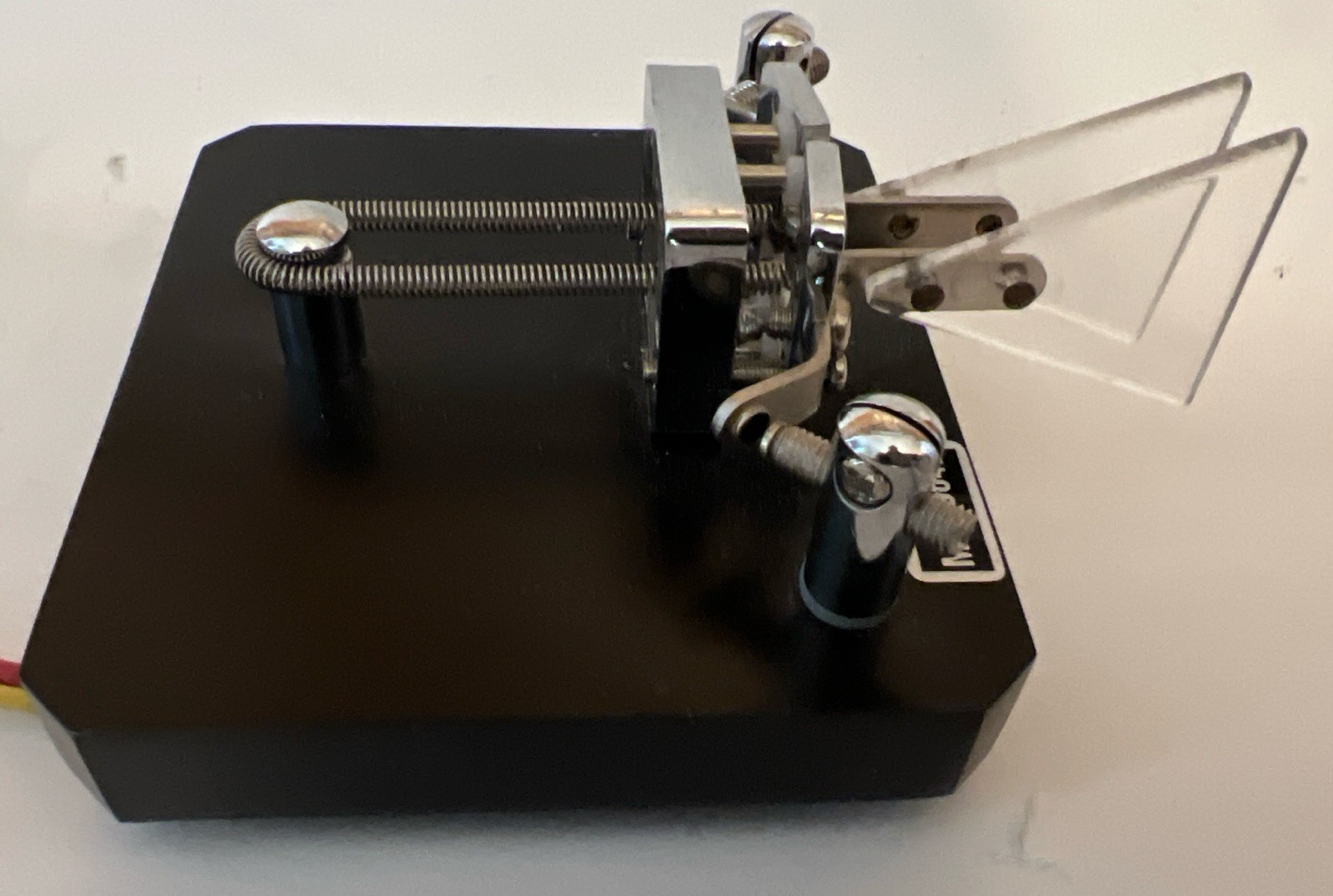 MFJ-564B Dual Iambic Key Paddle Ham Radio Key Morse Code Chrome/Black Base New