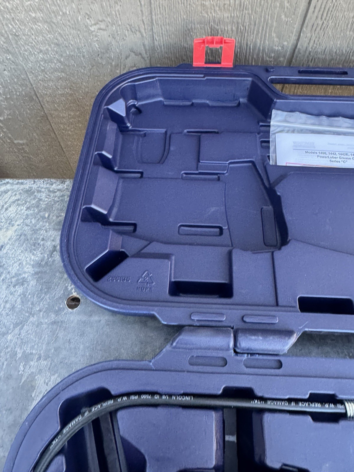 NEW!! LINCOLN 14.4V CORDLESS GREASE GUN, 1444, 1500 PSI