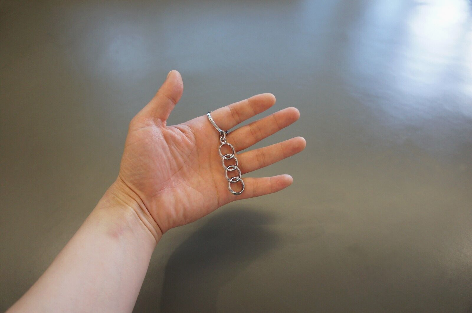 New Genuine OEM Audi Basic Classic Logo Silver Stainless Steel Keychain Key Ring