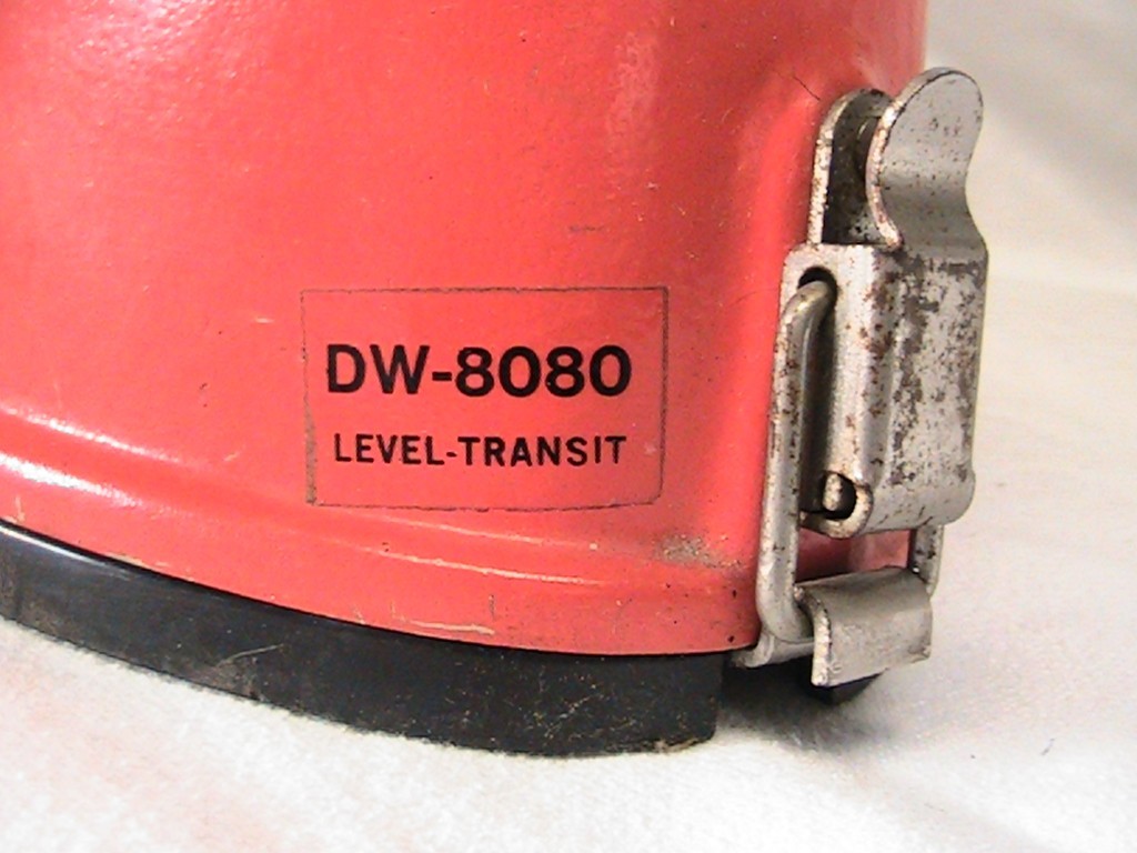 1 Used Vintage David White Instruments DW-8080 Level Transit