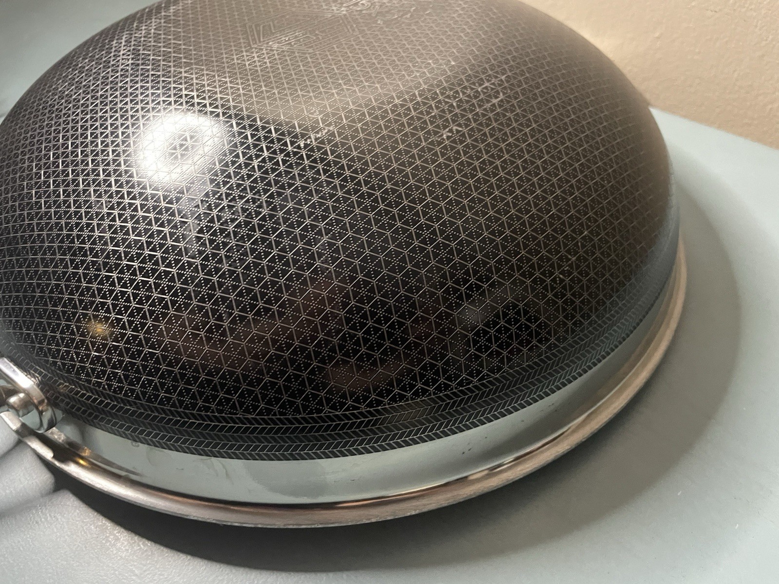 Hexclad 12" Wok Hybrid Stainless Steel Nonstick Pan Used no lid (W19)