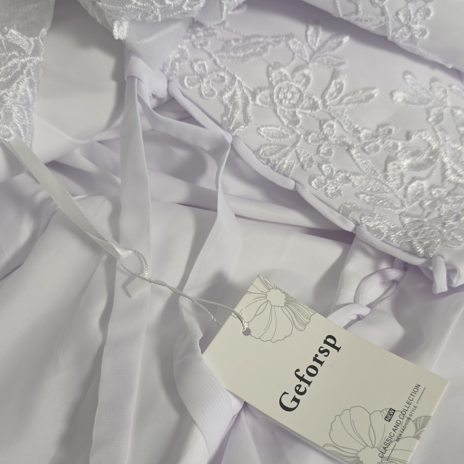 Geforsp White Lace Sleeveless V Neck Corset Wedding Dress 100% Polyester