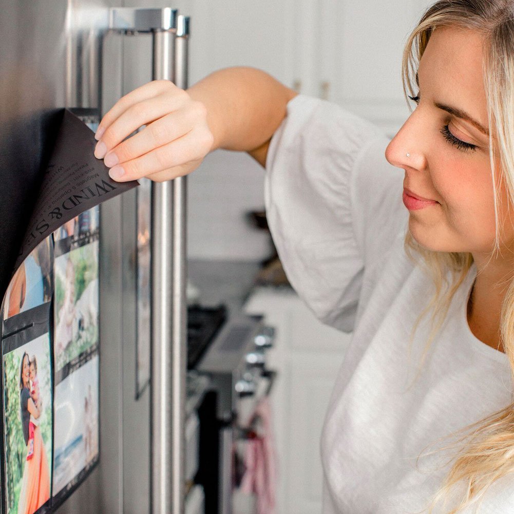 Fridge Magnetic Picture Collage Frames by Wind & Sea, Displays 10 - 4x6 Photos