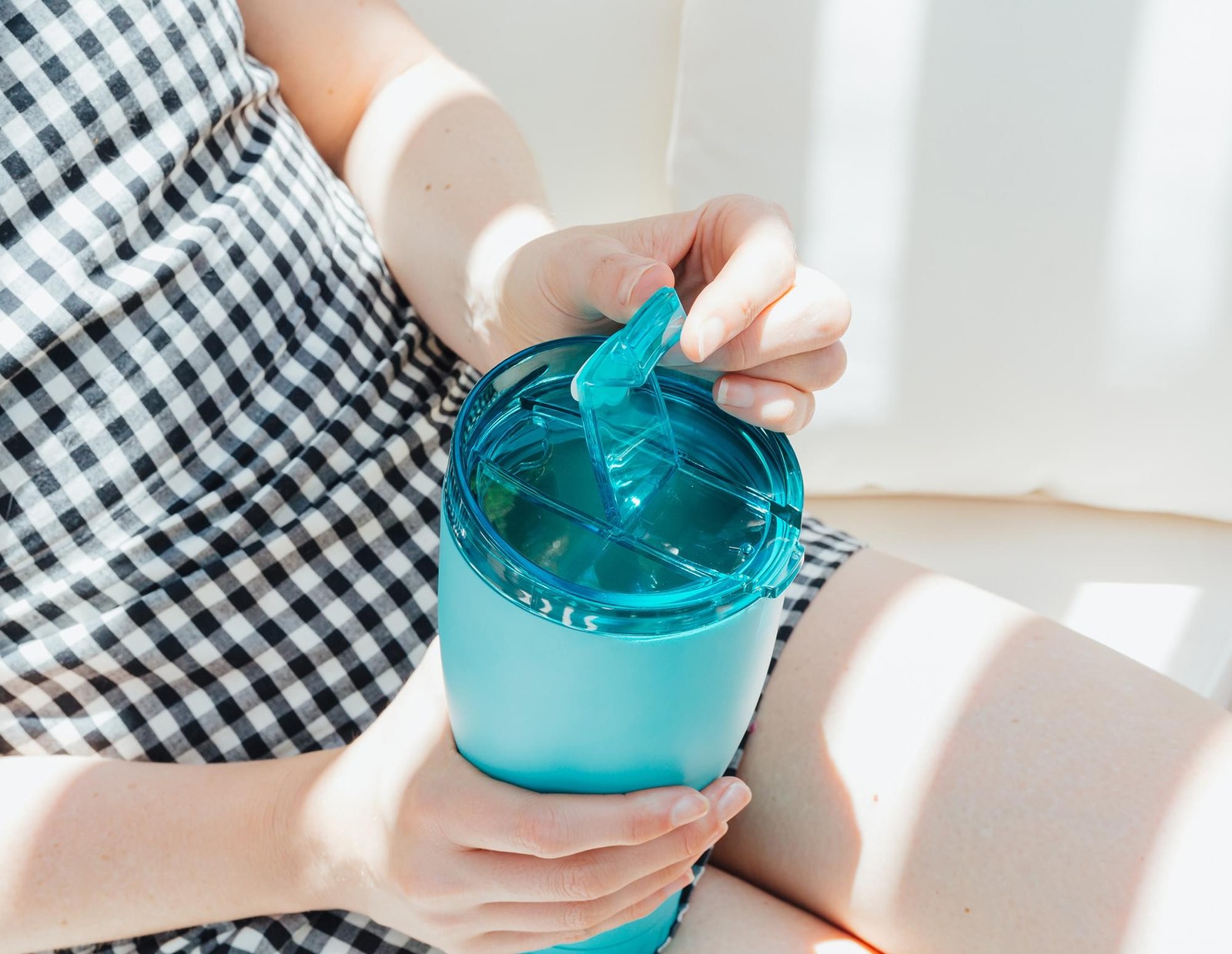 Matte Teal Stainless Steel Tumbler With Flip Lid | Holds 30 Ounces