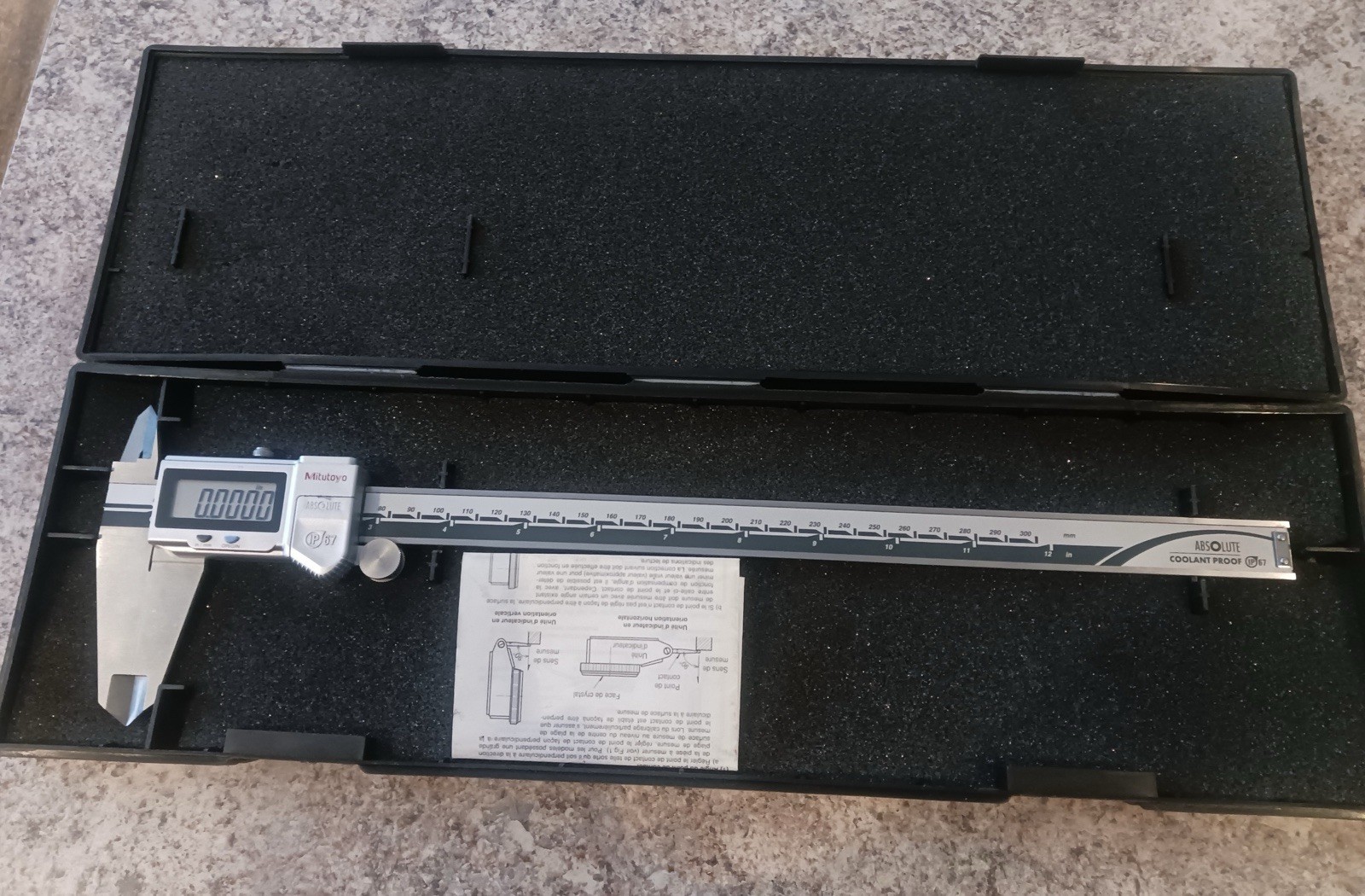 Mitutoyo 500-754-10 ABSOLUTE Series 500 Coolant Proof Digimatic 12" Caliper