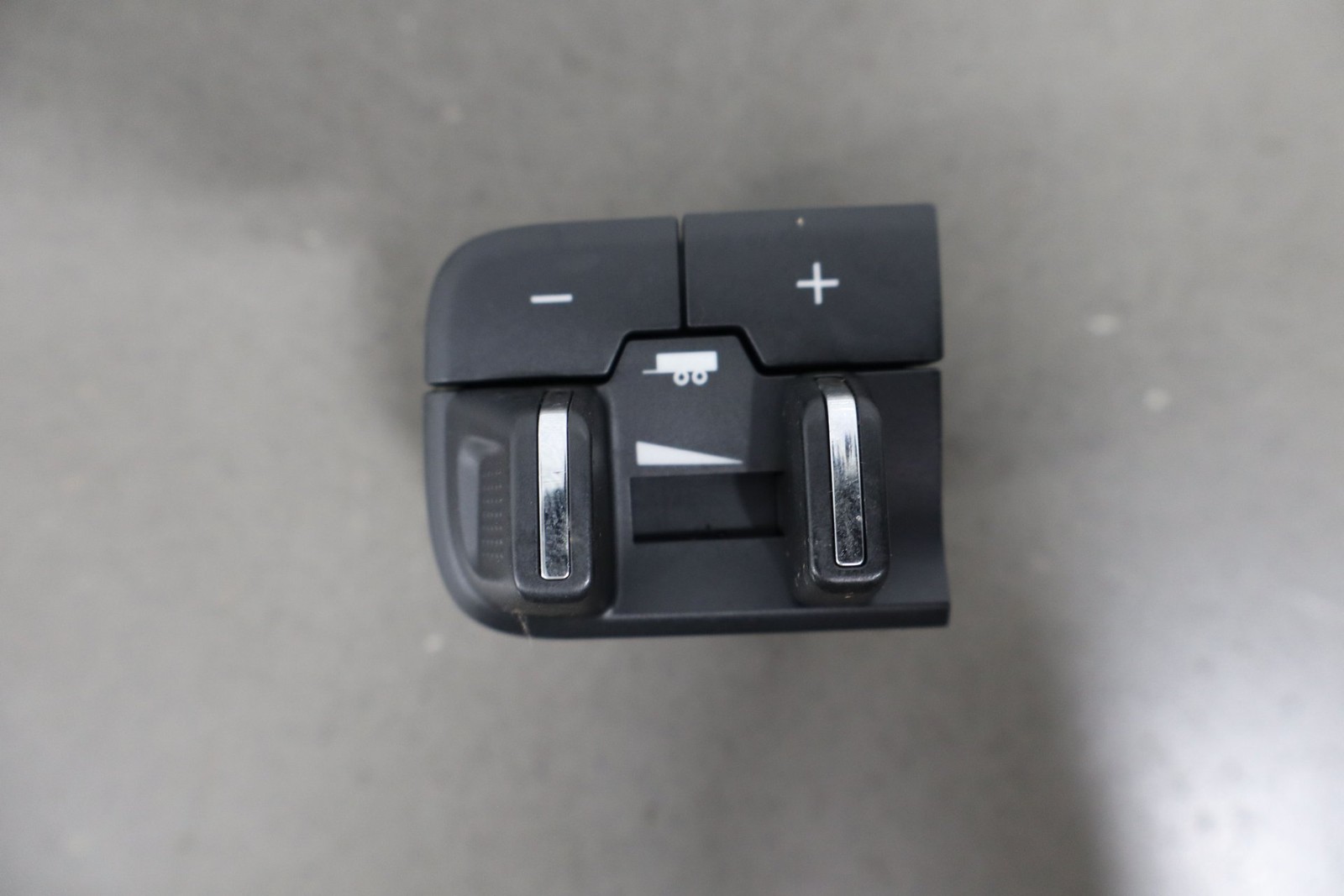 2015 Ram 1500 Trailer Brake Control Module Kit (Controller / Switch) OEM