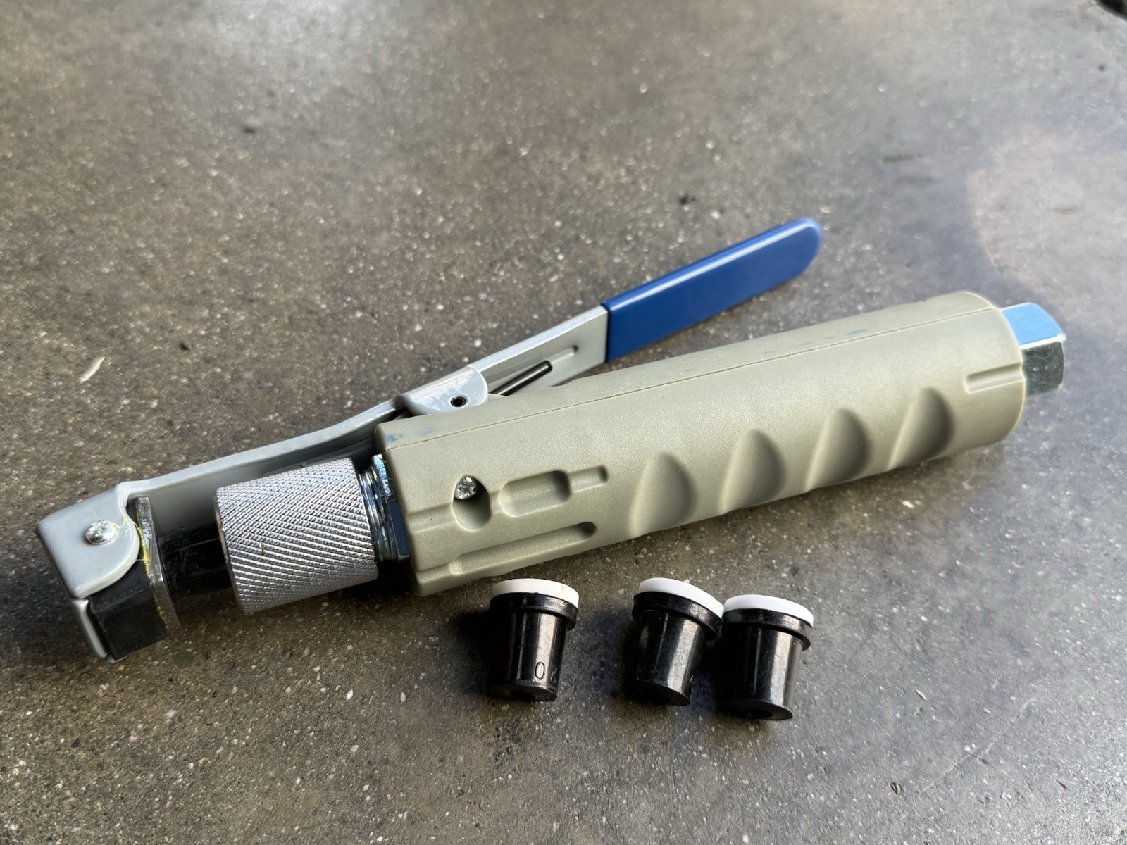 Air Sand Blast Nozzle Gun Sandblaster Abrasives Gun Blasting W/ceramic Tips