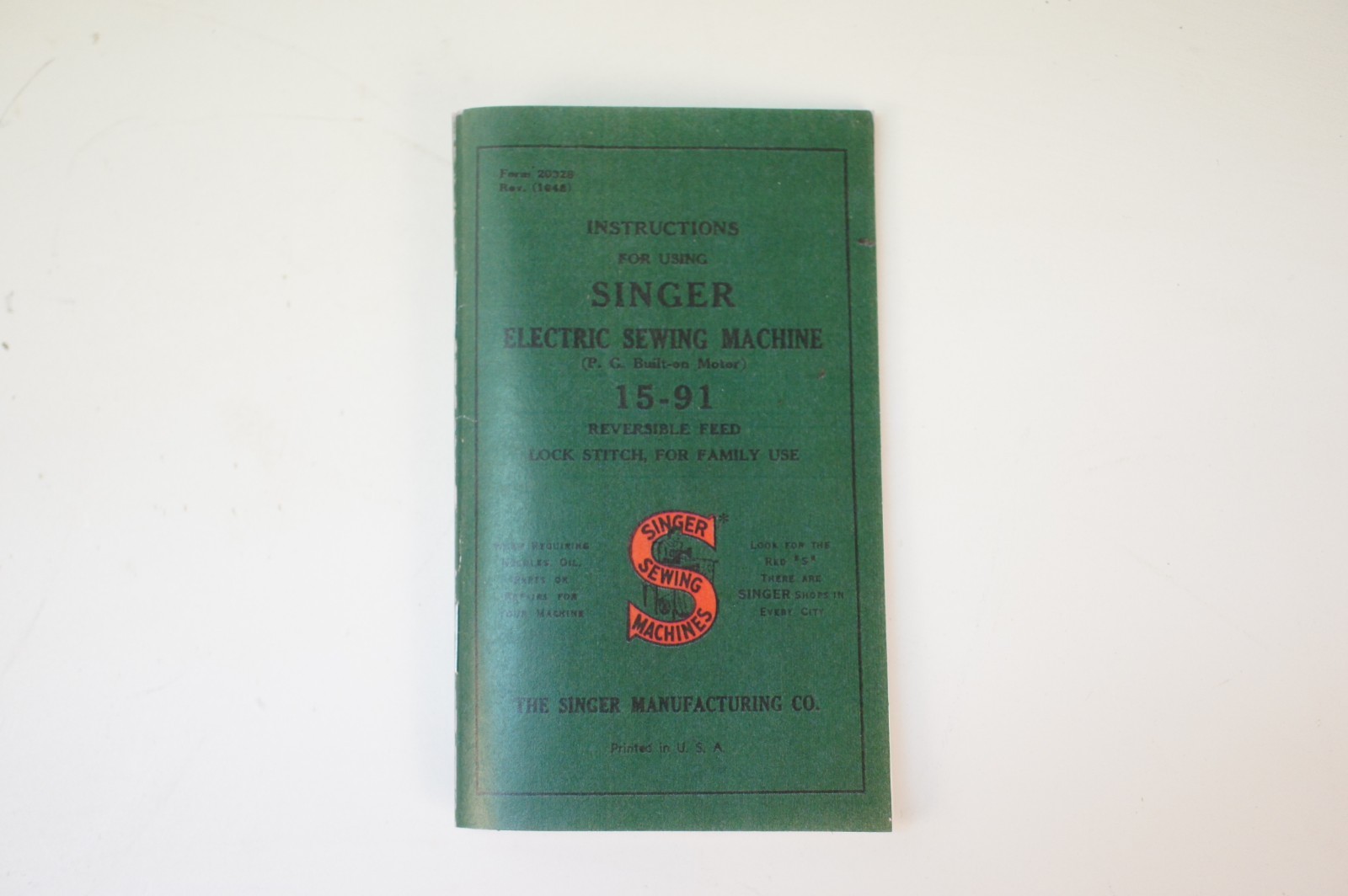 Singer 15-91 Console Desk Sewing Machine Owner's Manual Instruction Booklet