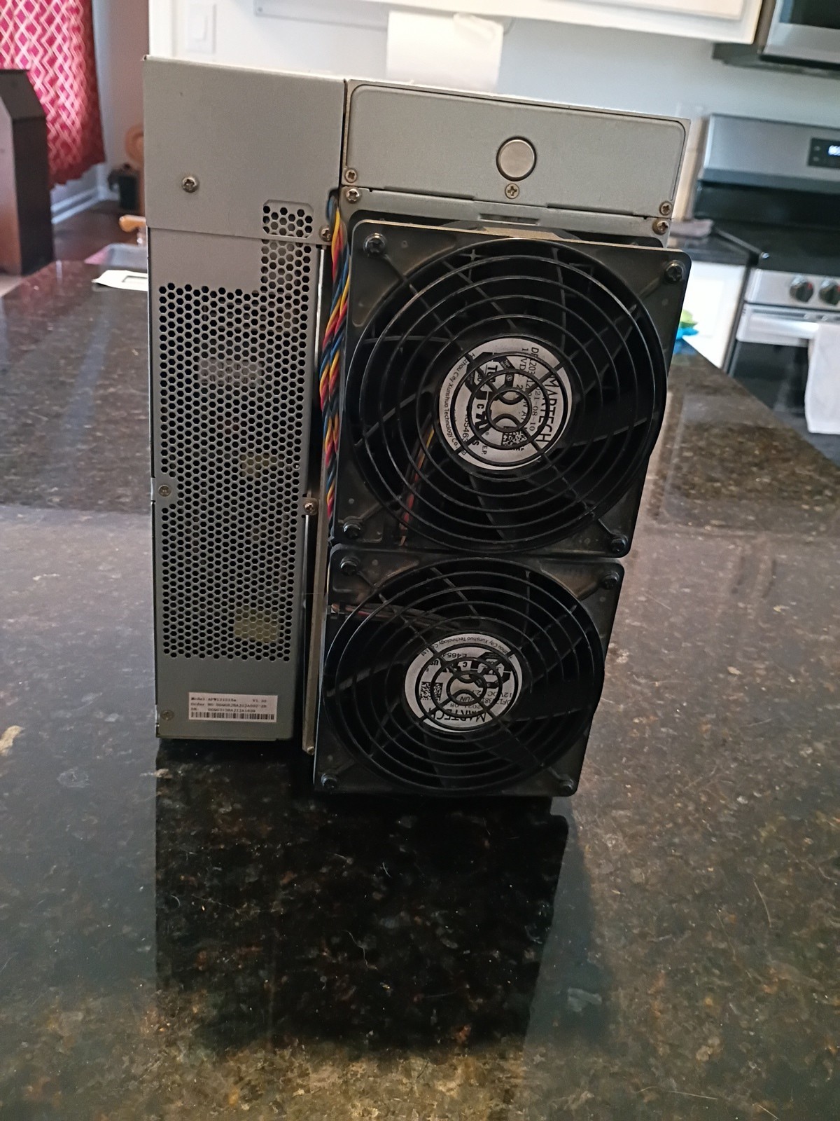 Bitmain Antminer S21 200TH - Tested - 100% Seller - 30 Day Warranty