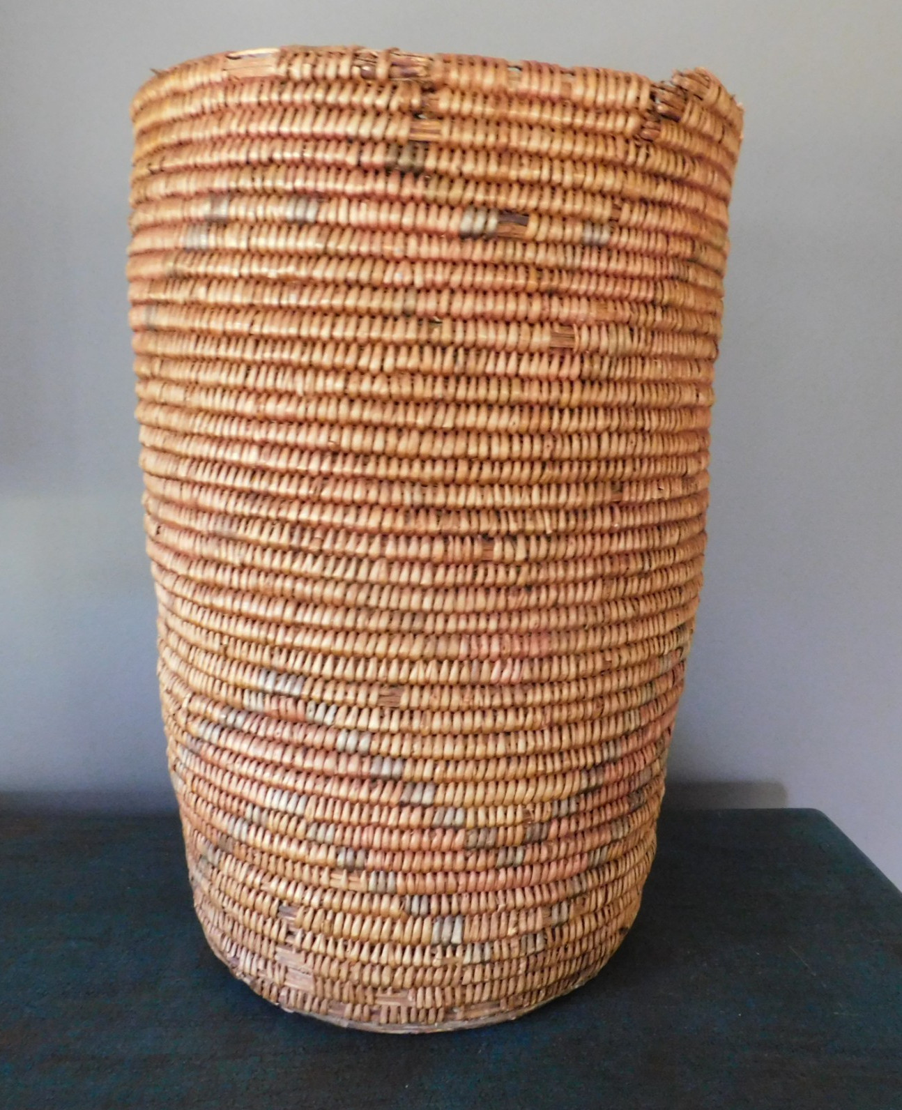 VINTAGE SOUTHWEST INDIAN JICARILLA APACHE POLYCHROME CYLINDRICAL BASKET