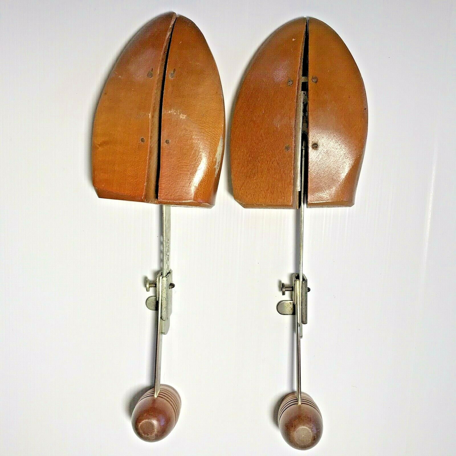 Vintage Pair Florsheim Solid Wood Shoe Tree Stretcher Shaper Mold Adjustable Sz4