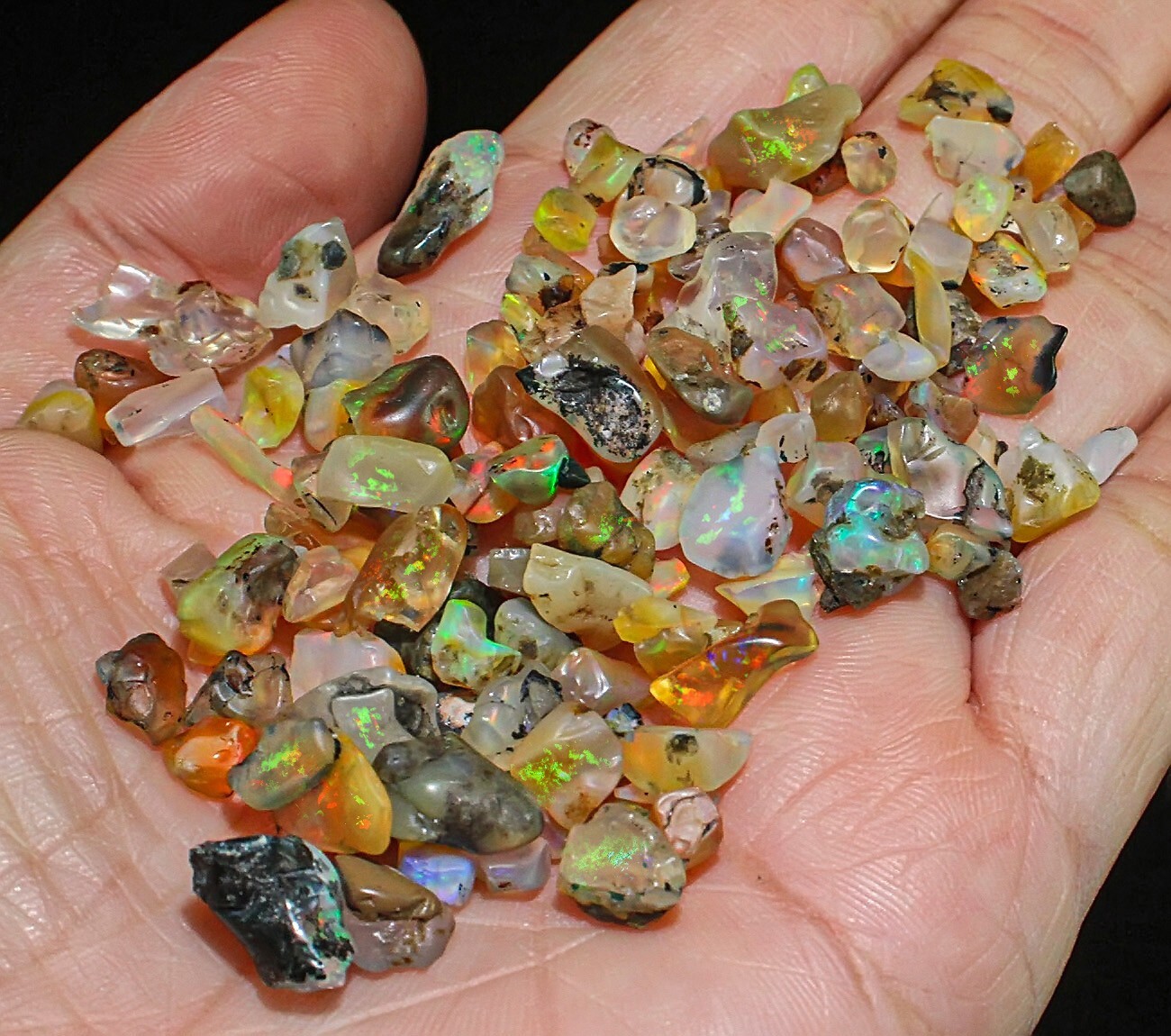 Opal 100 Pieces Parcel Flashing Specimen BBOB