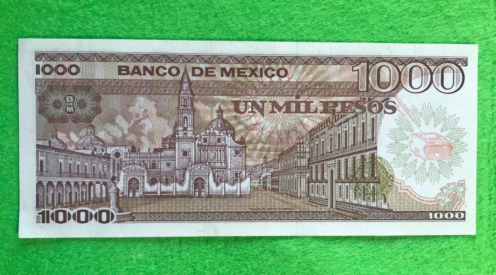 UNCIRCULATED UNC Mexico Banknote 1000 Pesos Paper Money - Mexican bills Mil BDM