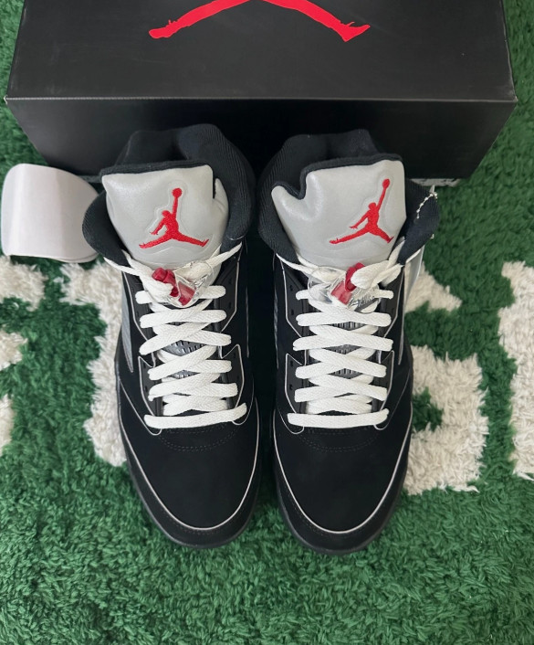 Air Jordan 5 Retro OG Black Metallic Reimagined HF3975-001