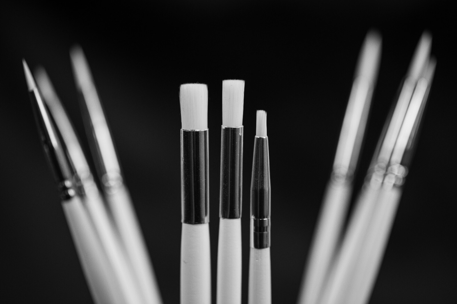 Ghost Miniature Paint Brush Set 8 Detail Paintbrushes & 3 Dry Brushes