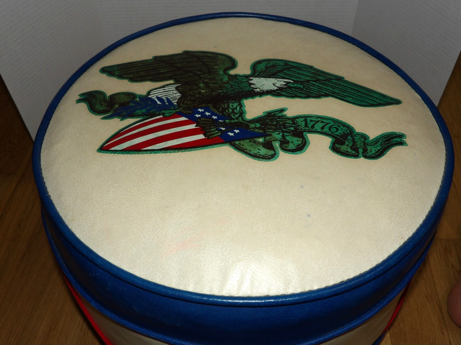 Vtg 1976 USA Bicentennial Drum/Eagle Footstool Patriotic Military Style 1776