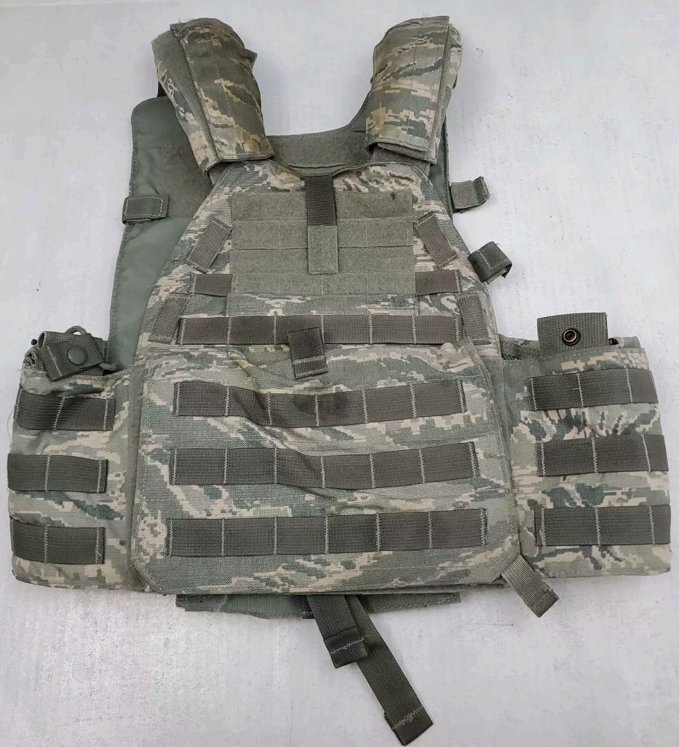 London Bridge Trading Plate Carrier Vest ABU LBT-6094A Medium Digital Camo