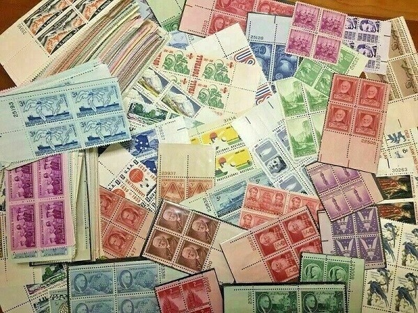 U.S. MINT COLLECTION 400+ VINTAGE STAMPS INCLUDES PLATE BLOCKS / SINGLES & MORE!